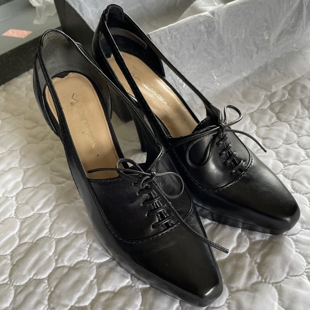 Via Spiga Elias Leather Heels Size 6M